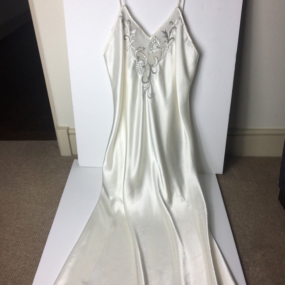 Natori Cream Night Gown and Jacket
